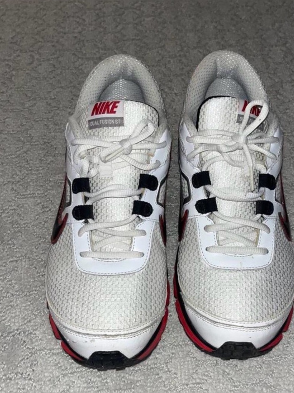 Nike Dual Fusion ST White and Red Athletic Sneakers Mens Sz 11